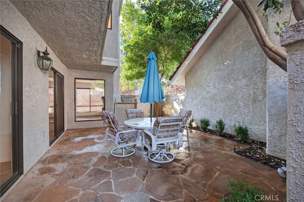 6609 Poppyview Drive Oak Park, CA 91377 - Photo 32 of 43