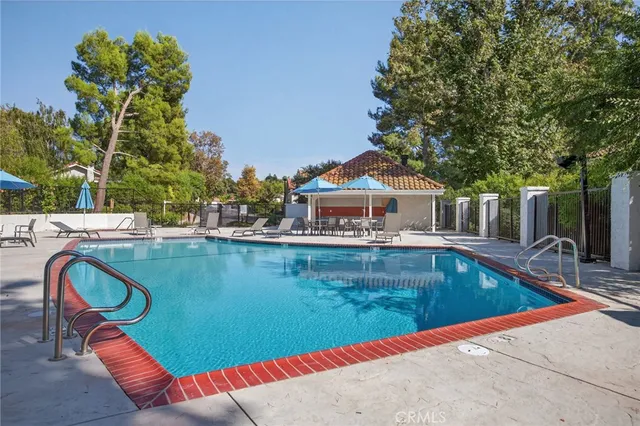 $799,000 | 6609 Poppyview Drive, Oak Park, CA 91377