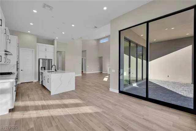 $6,900 | 11079 Rolling Vista Drive, Las Vegas, NV 89135