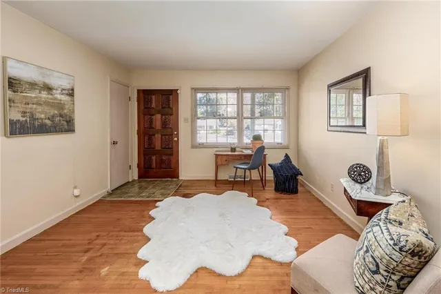 $379,000 | 4314 Ivanhoe Place, Charlotte, NC 28205