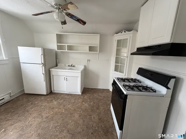 $1,200 | 571 Baldwin Street, Unit 5, Waterbury, CT 06706