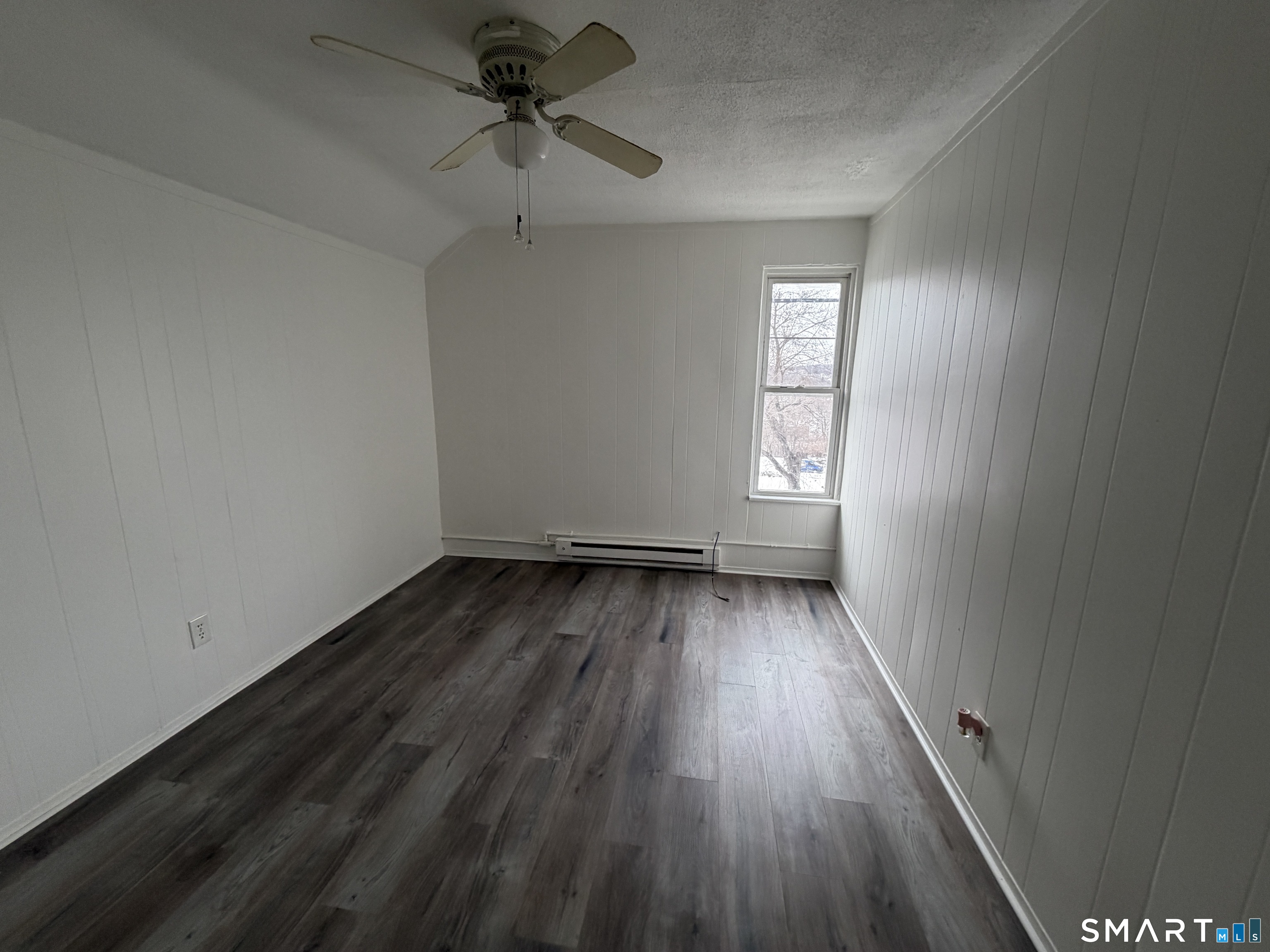 571 Baldwin Street, Unit 5 Waterbury, CT 06706 - Photo 6 of 8