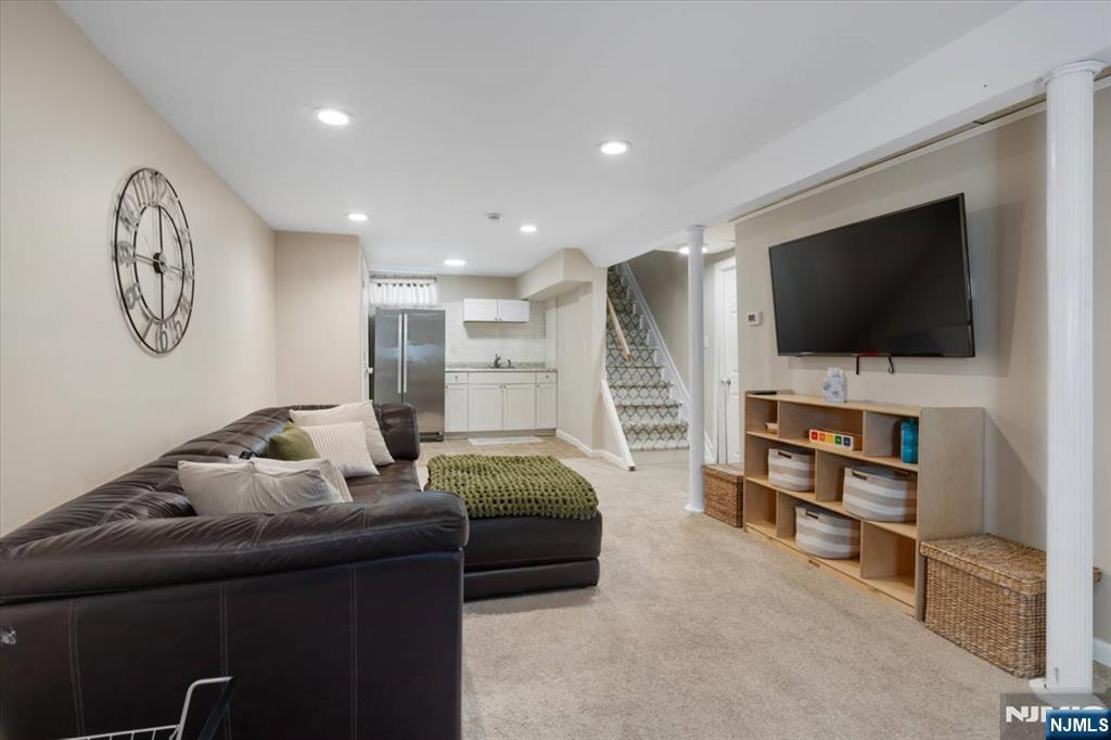 347 West Passaic Avenue Rutherford, NJ 07070 - Photo 29 of 38