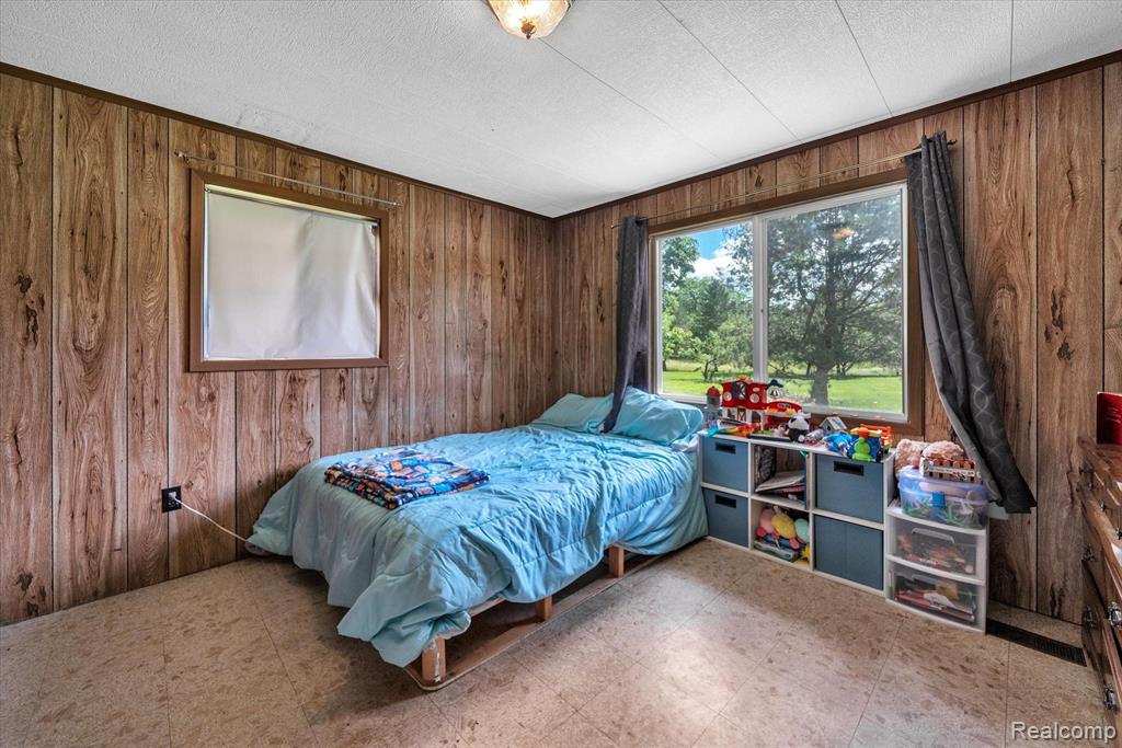 5130 Vines Road Howell, MI 48843 - Photo 19 of 46