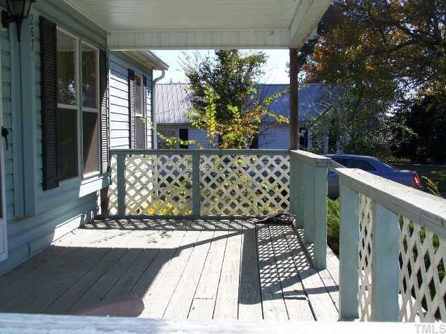 2675 Arrowhead Road Dunn, NC 28334 - Photo 3 of 12 Gallery Image 3