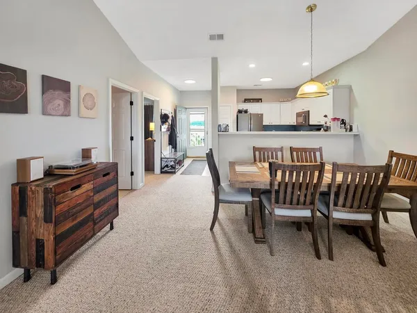 $157,900 | 2030 Cross Gate Boulevard, Unit 303, Surfside Beach, SC 29575