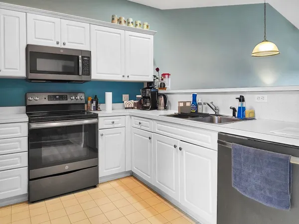 $157,900 | 2030 Cross Gate Boulevard, Unit 303, Surfside Beach, SC 29575
