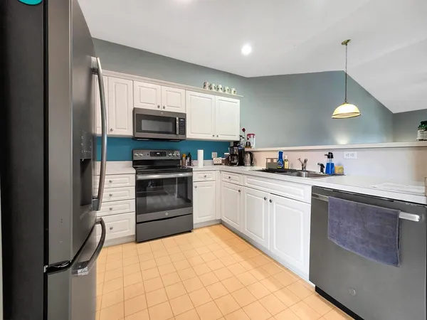 $157,900 | 2030 Cross Gate Boulevard, Unit 303, Surfside Beach, SC 29575