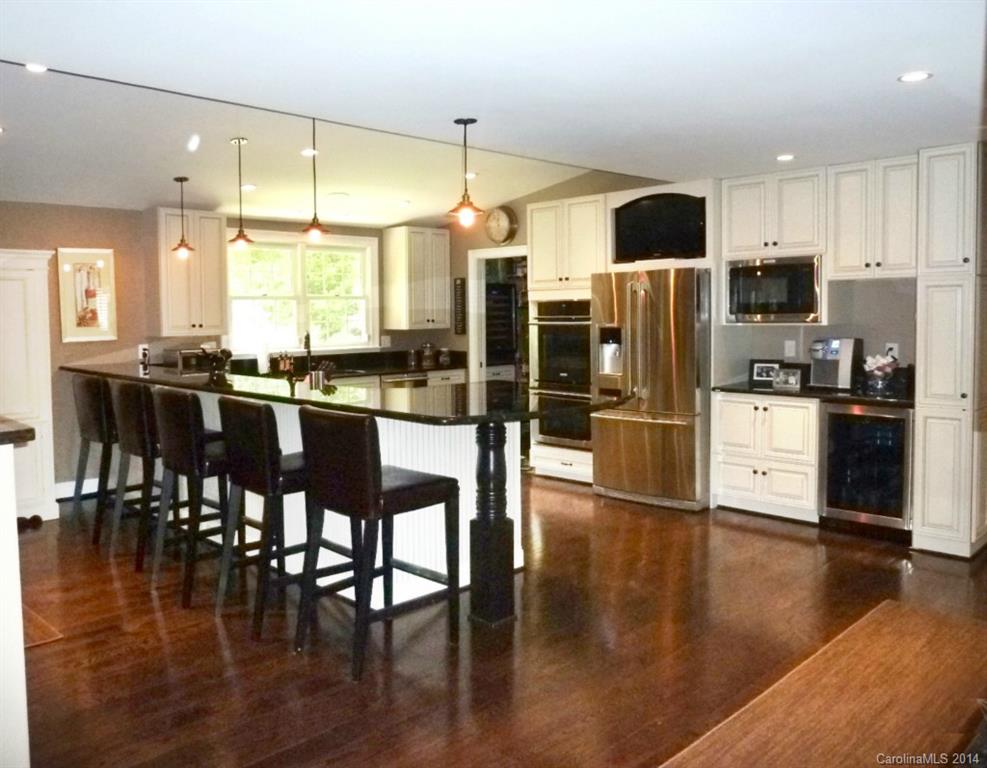 4620 Water Oak Road Charlotte, NC 28211 - Photo 1 of 24 Gallery Image 1