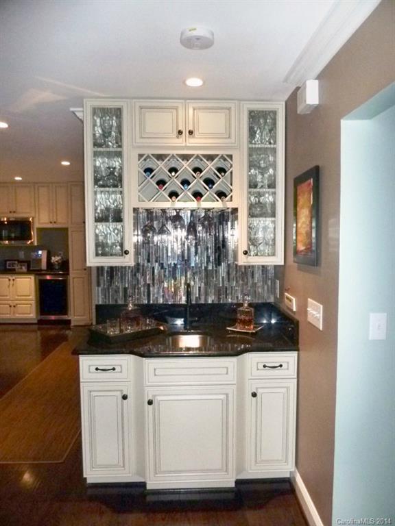 4620 Water Oak Road Charlotte, NC 28211 - Photo 12 of 24 Gallery Image 12