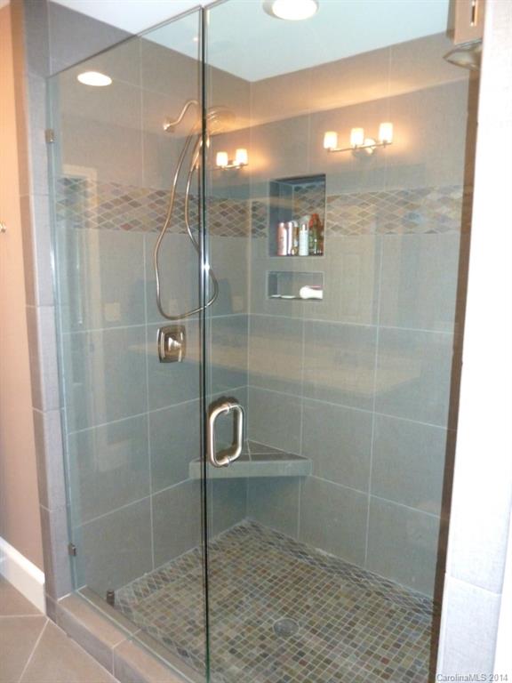4620 Water Oak Road Charlotte, NC 28211 - Photo 17 of 24 Gallery Image 17