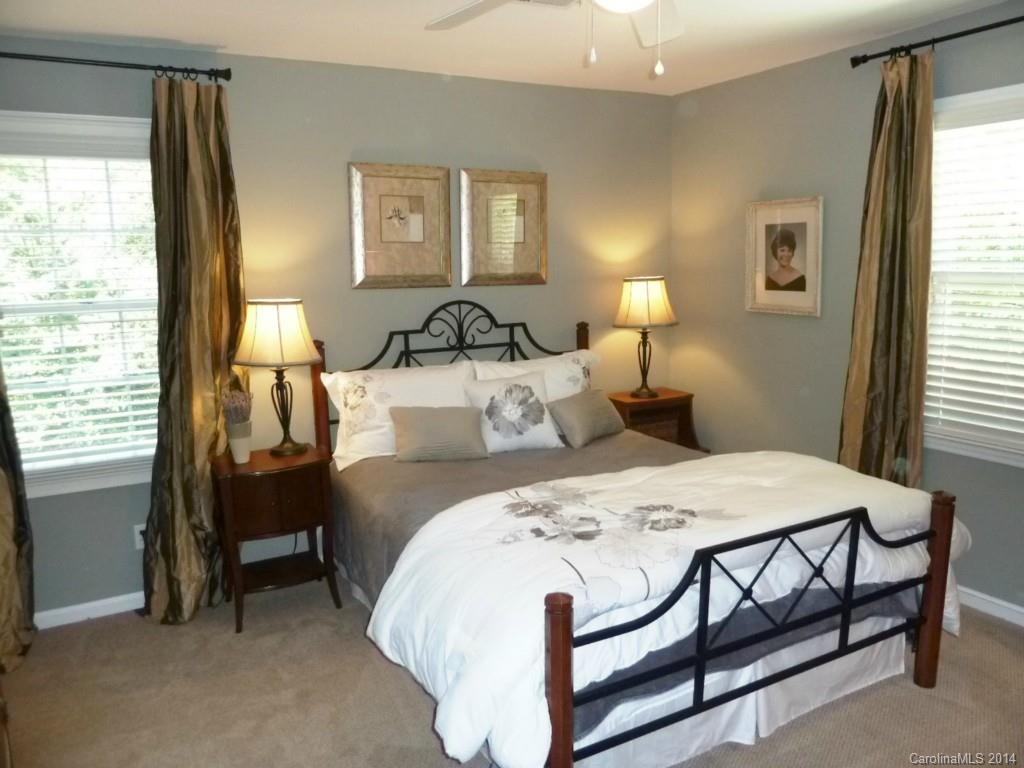 4620 Water Oak Road Charlotte, NC 28211 - Photo 18 of 24 Gallery Image 18
