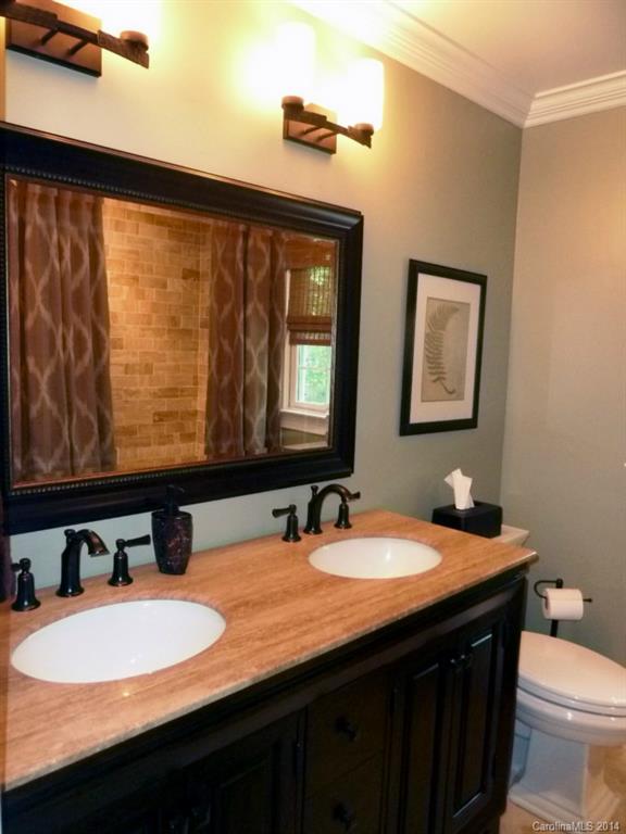 4620 Water Oak Road Charlotte, NC 28211 - Photo 21 of 24 Gallery Image 21
