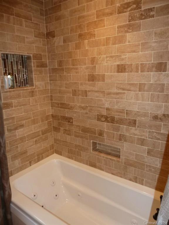 4620 Water Oak Road Charlotte, NC 28211 - Photo 22 of 24 Gallery Image 22