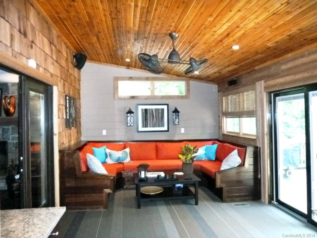 4620 Water Oak Road Charlotte, NC 28211 - Photo 8 of 24 Gallery Image 8