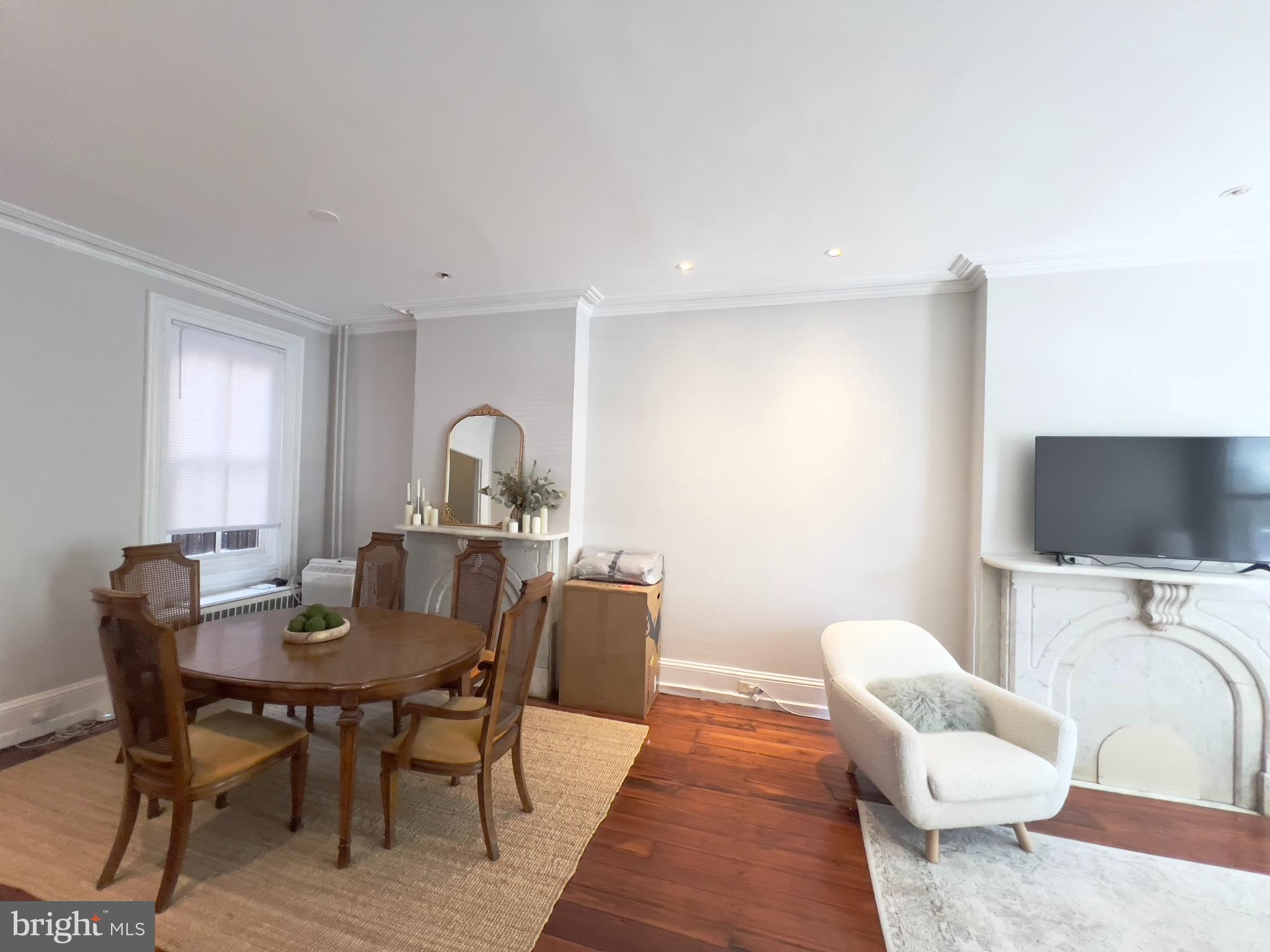 726 South 16th Street Philadelphia, PA 19146 - Photo 4 of 25