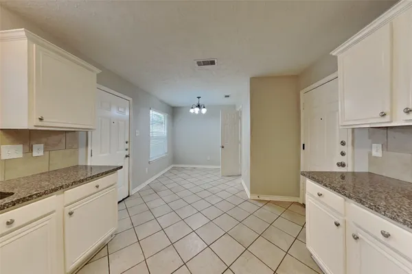 $2,295 | 21504 Palace Pines Drive, Kingwood, TX 77339