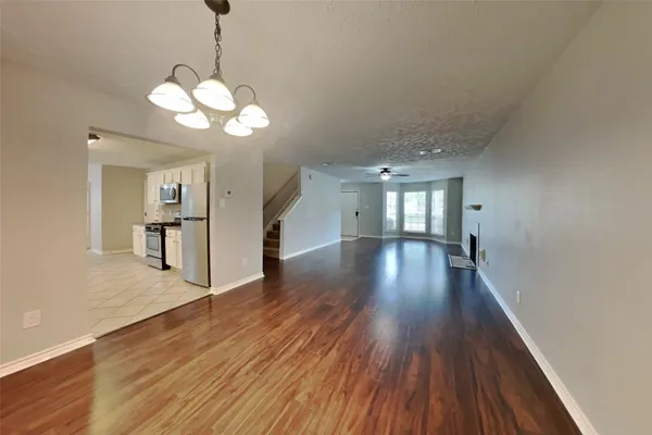 $2,295 | 21504 Palace Pines Drive, Kingwood, TX 77339