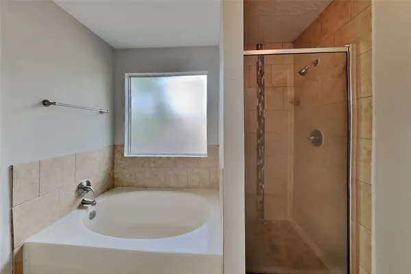 $2,295 | 21504 Palace Pines Drive, Kingwood, TX 77339