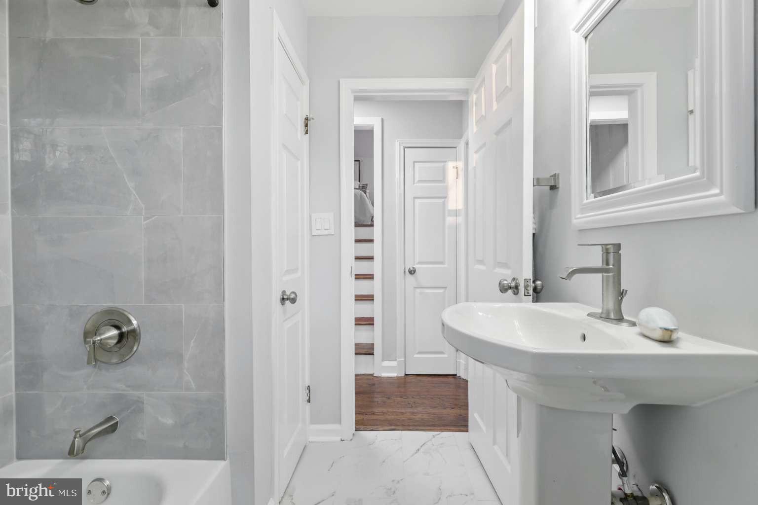 726 Nottingham Road Baltimore, MD 21229 - Photo 15 of 21