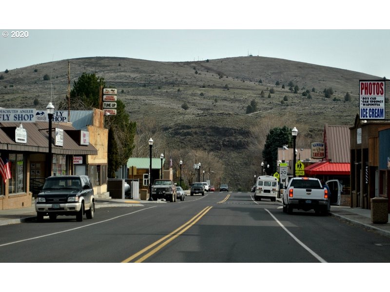 1501 Fish Tail Road Maupin, OR 97037 - Photo 10 of 12 Gallery Image 10