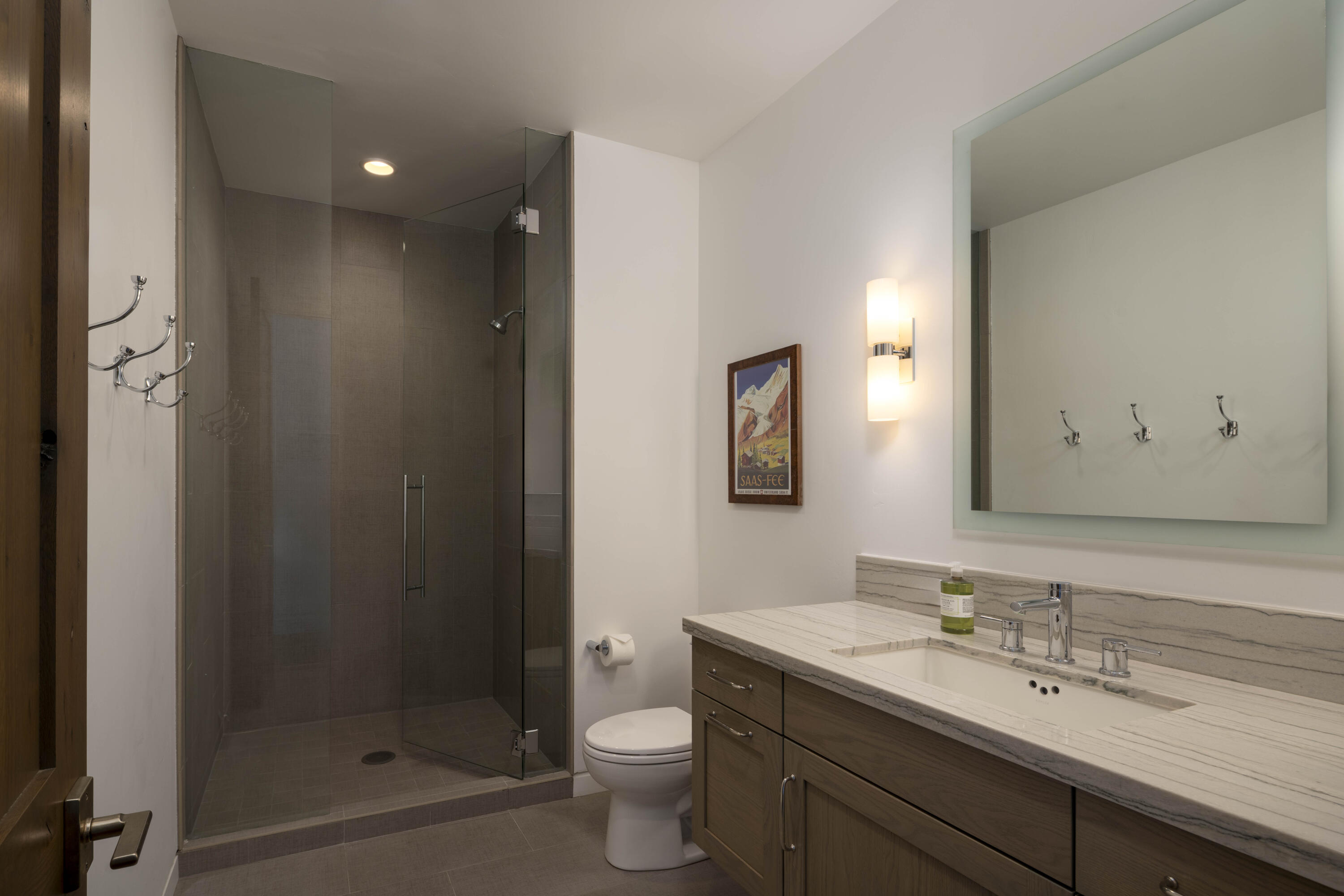 305 Diamond Back Road Sun Valley, ID 83353 - Photo 22 of 28 Bunk room bath