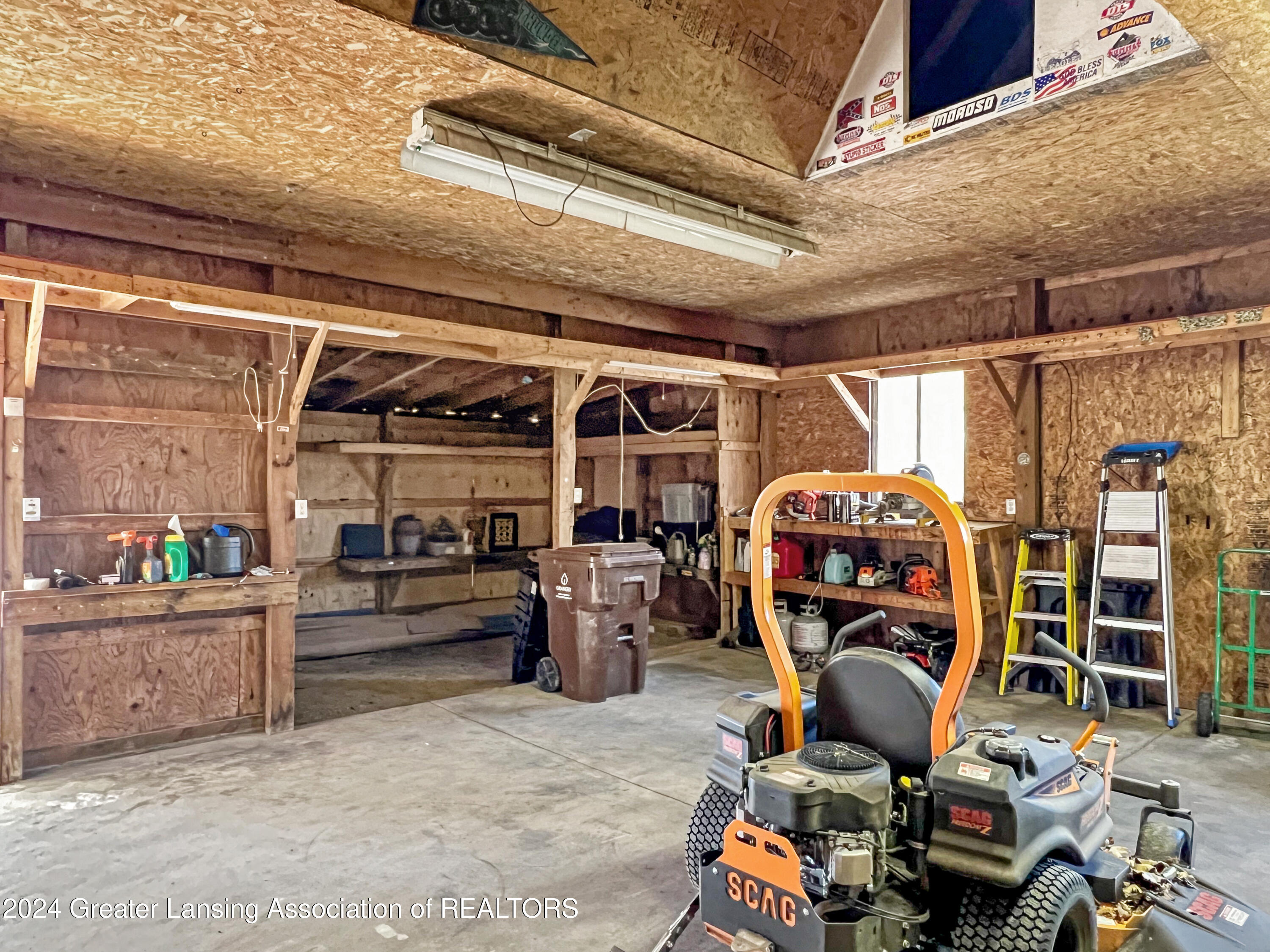 511 Tyrrell Road Bancroft, MI 48414 - Photo 26 of 32 Barn