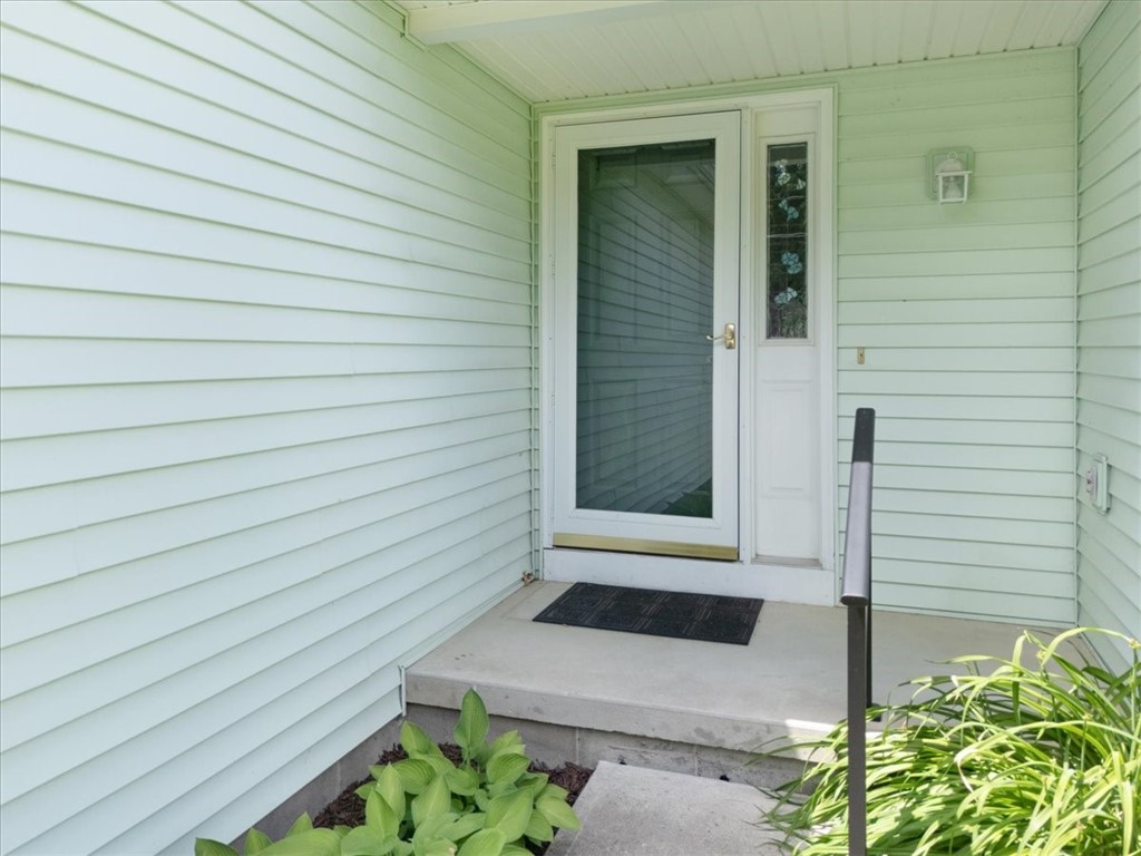 7587 Salmon Creek Road Williamson, NY 14589 - Photo 3 of 49