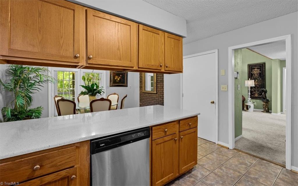 2016 Ledford Road Greensboro, NC 27406 - Photo 13 of 49