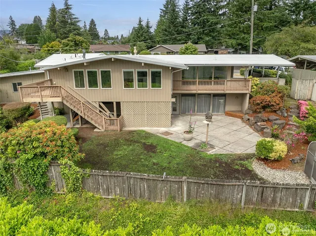 $925,000 | 16020 7th Avenue Southwest, Burien, WA 98166