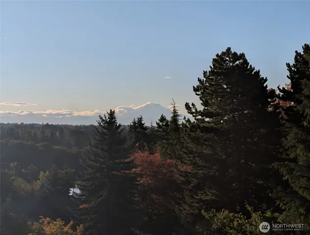 $925,000 | 16020 7th Avenue Southwest, Burien, WA 98166