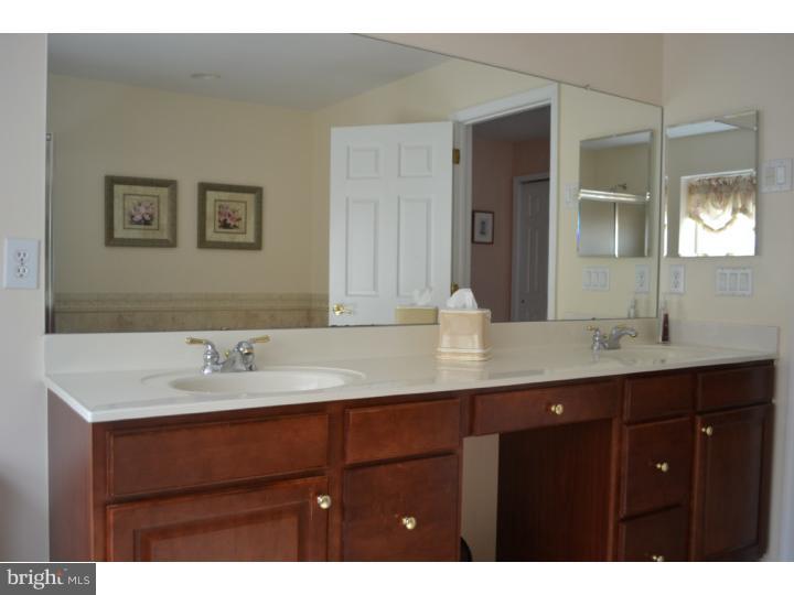 45 Jasmine Road Lumberton, NJ 08048 - Photo 16 of 21 Master Bathroom