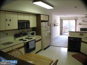 254 Fox Run Exton, PA 19341 - Photo 3 of 6 Kitchen