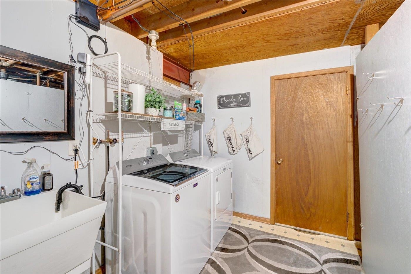 1103 Hillcrest Road Black Earth, WI 53515 - Photo 30 of 44