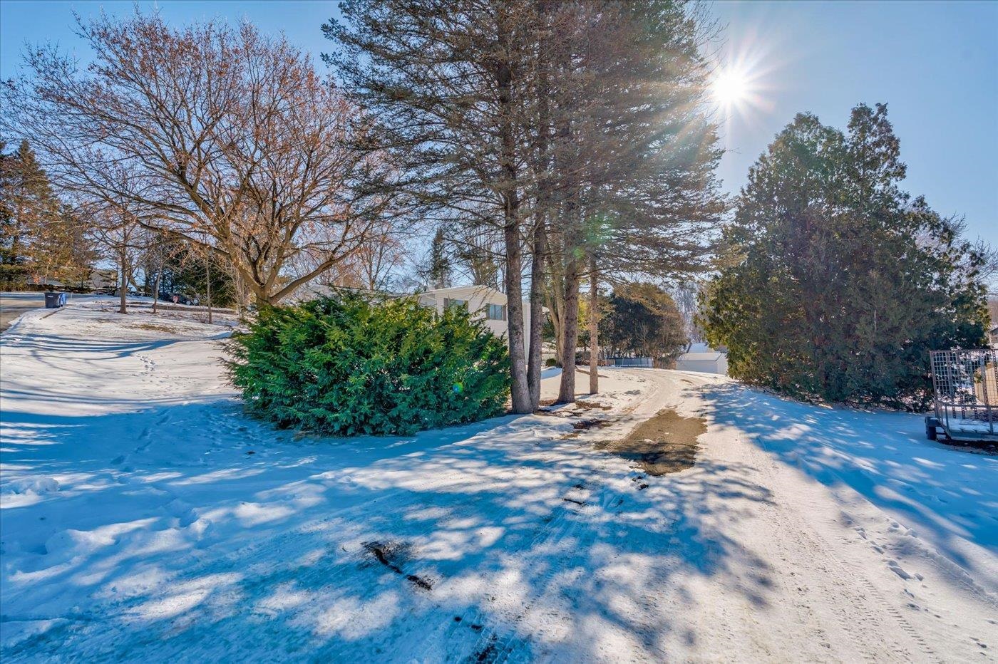 1103 Hillcrest Road Black Earth, WI 53515 - Photo 38 of 44