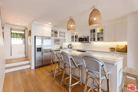 $2,500,000 | 6768 Shearwater Lane, Unit 73, Malibu, CA 90265
