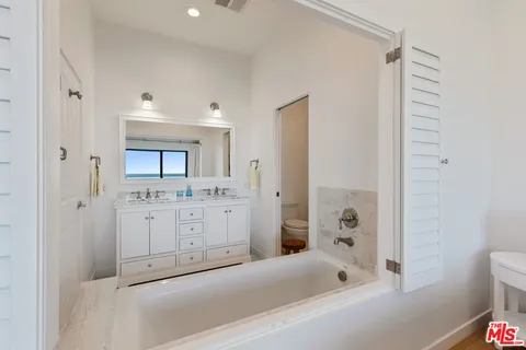 $2,500,000 | 6768 Shearwater Lane, Unit 73, Malibu, CA 90265