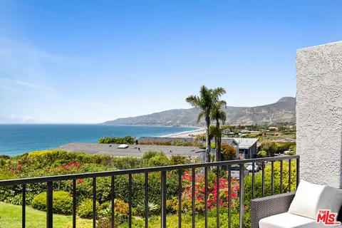 $2,500,000 | 6768 Shearwater Lane, Unit 73, Malibu, CA 90265