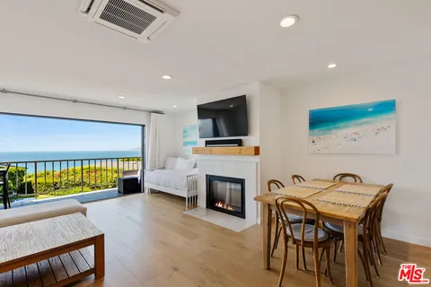 $2,500,000 | 6768 Shearwater Lane, Unit 73, Malibu, CA 90265
