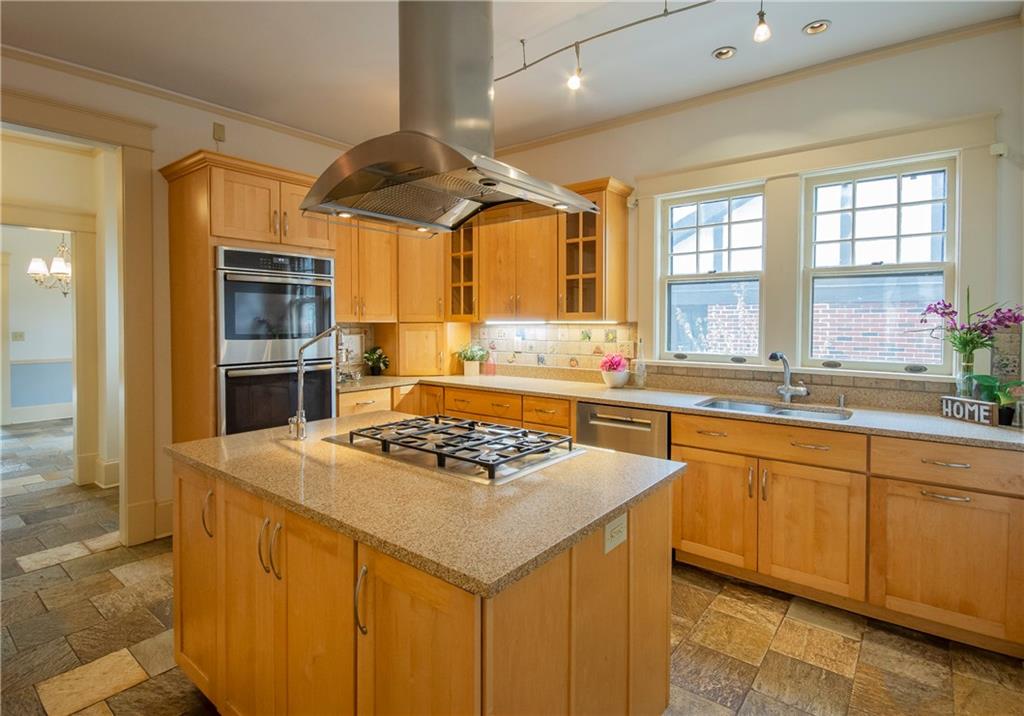 2265 East Lake Road Northeast Atlanta, GA 30307 - Photo 13 of 83