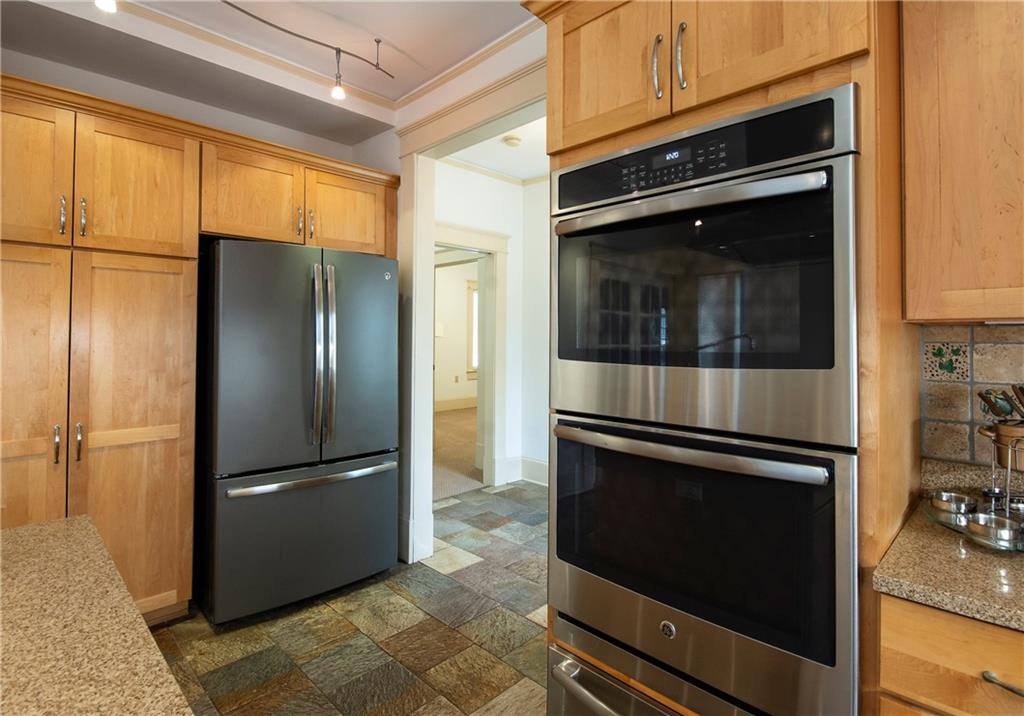 2265 East Lake Road Northeast Atlanta, GA 30307 - Photo 26 of 83