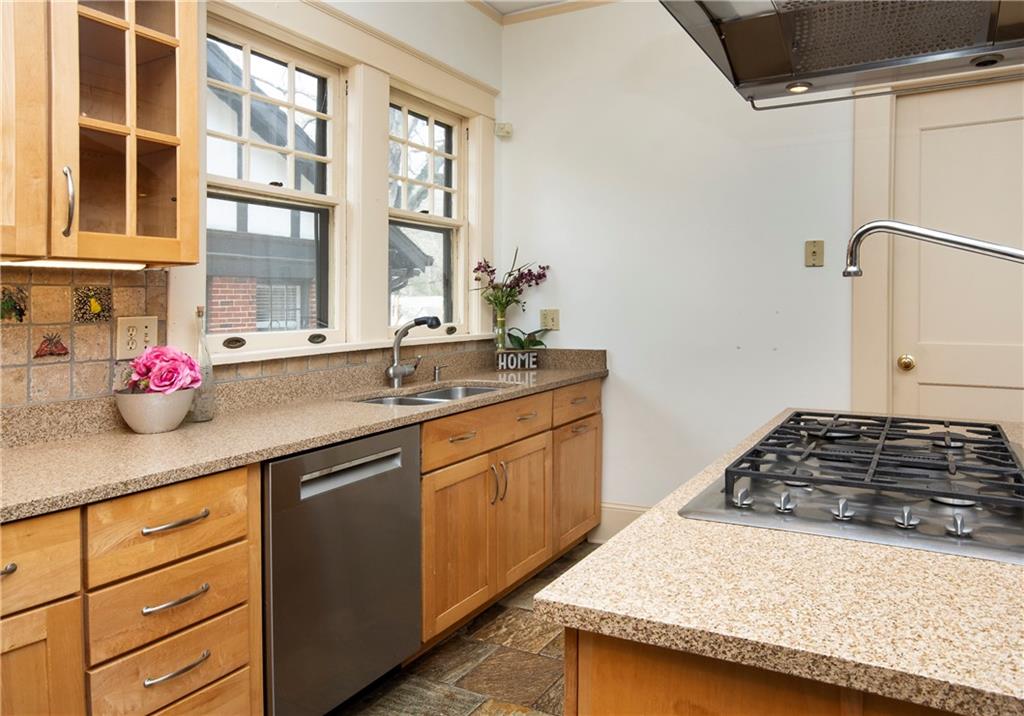 2265 East Lake Road Northeast Atlanta, GA 30307 - Photo 27 of 83