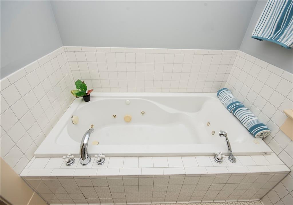 2265 East Lake Road Northeast Atlanta, GA 30307 - Photo 35 of 83