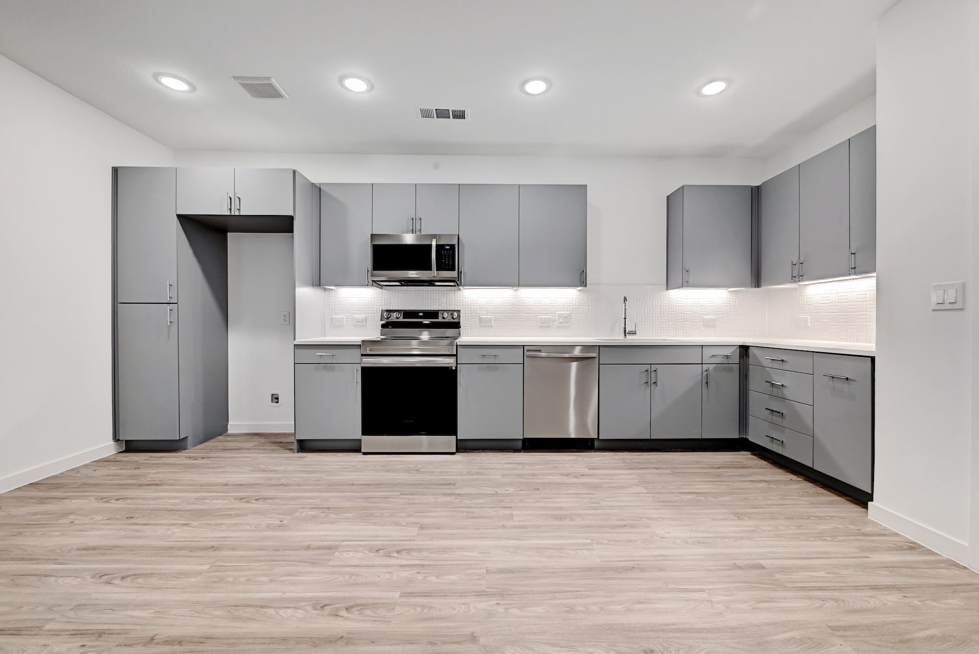 4801 Springdale Road, Unit 1204 Austin, TX 78723 - Photo 10 of 28