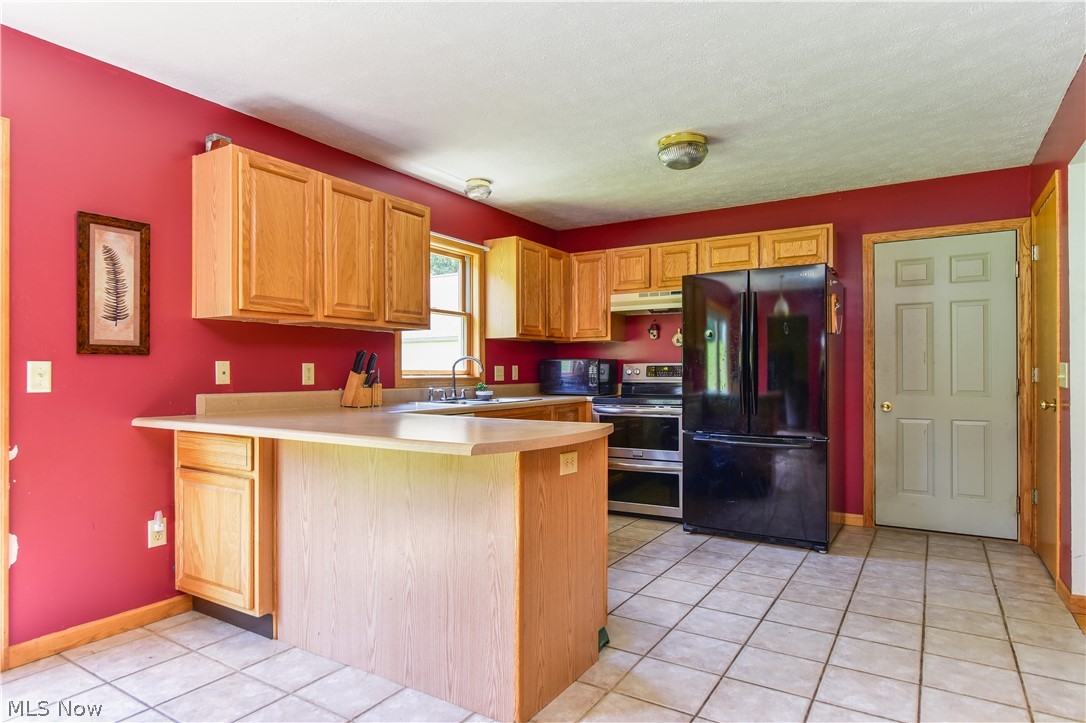 29551 Georgetown Road Salem, OH 44460 - Photo 3 of 18