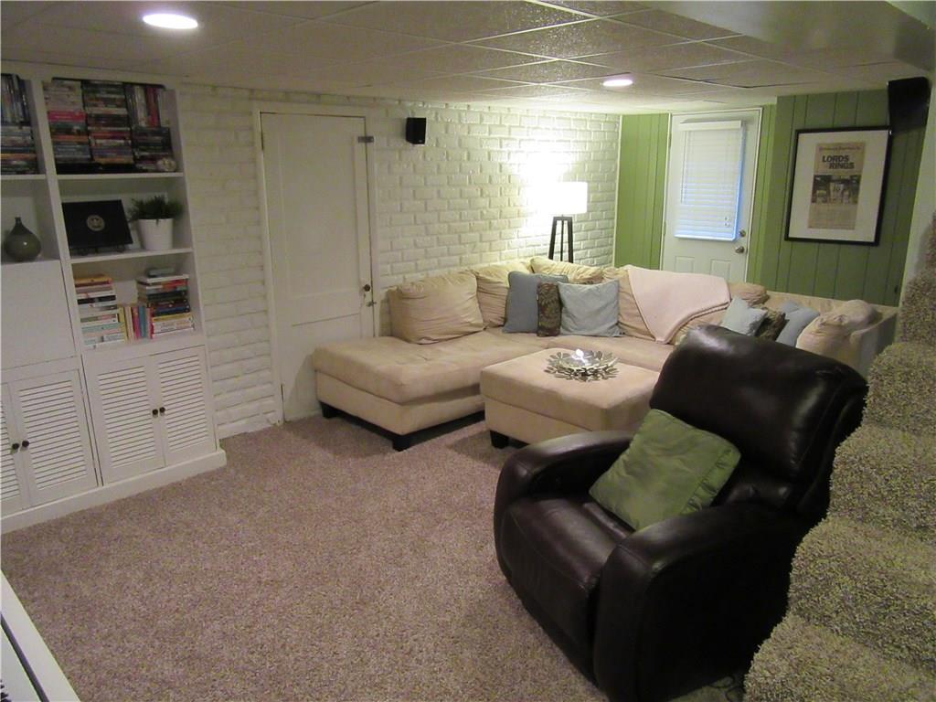 4708 Rolling Hills Road Whitehall, PA 15236 - Photo 22 of 25 Gallery Image 22