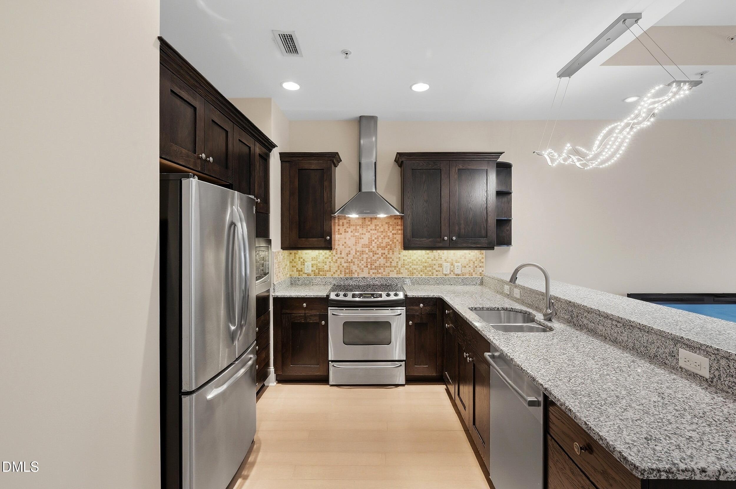 400 West North Street, Unit 604 Raleigh, NC 27603 - Photo 16 of 27 092