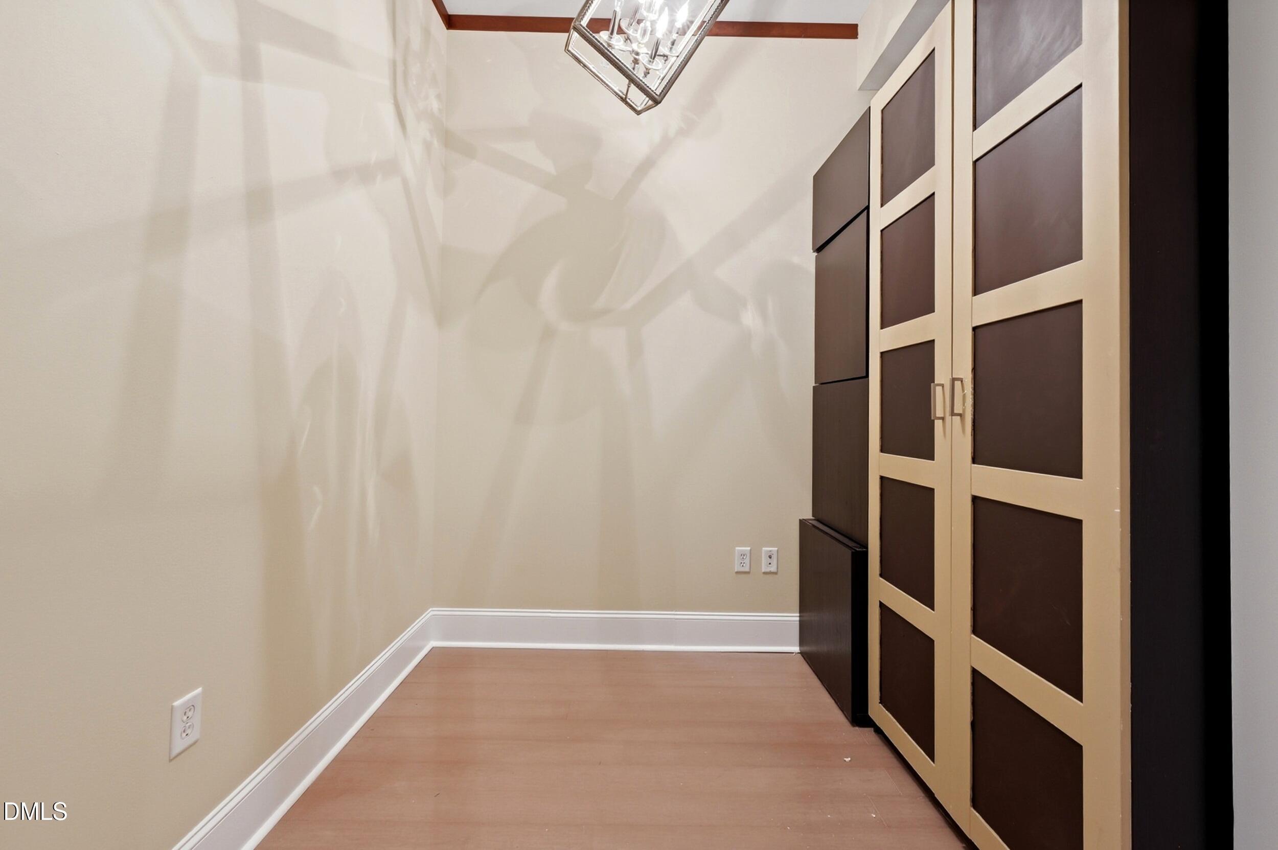 400 West North Street, Unit 604 Raleigh, NC 27603 - Photo 2 of 27 007