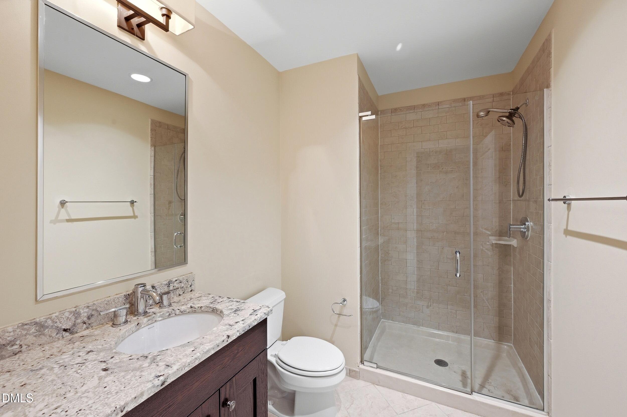 400 West North Street, Unit 604 Raleigh, NC 27603 - Photo 7 of 27 047