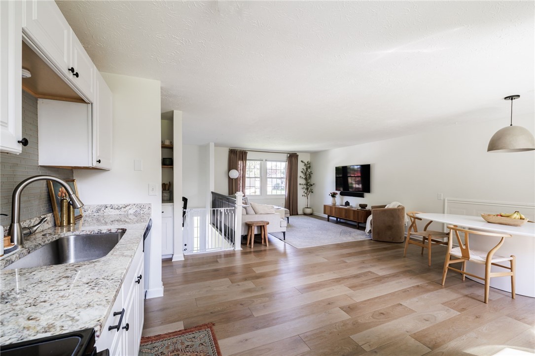 66 Reddick Lane Rochester, NY 14624 - Photo 9 of 28 Gallery Image 9